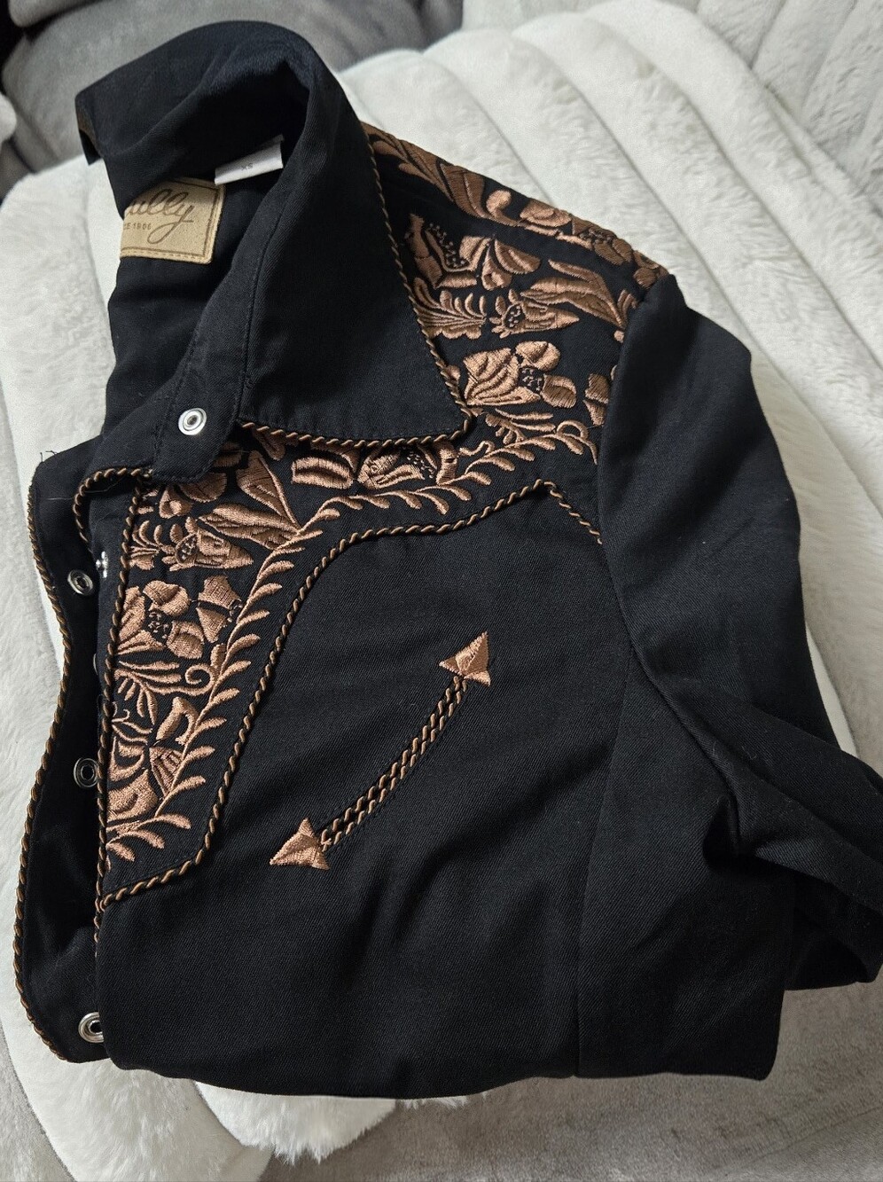 Unisex Scully Black Western Shirt with Copper Embroidery & Copper Snaps Sz XS - Picture 2 of 4